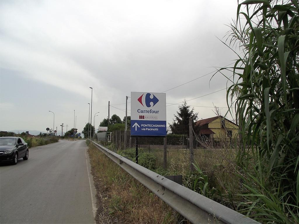 Casa Vacanze Dei Navigatori On The Sea Pontecagnano Faiano Exterior foto